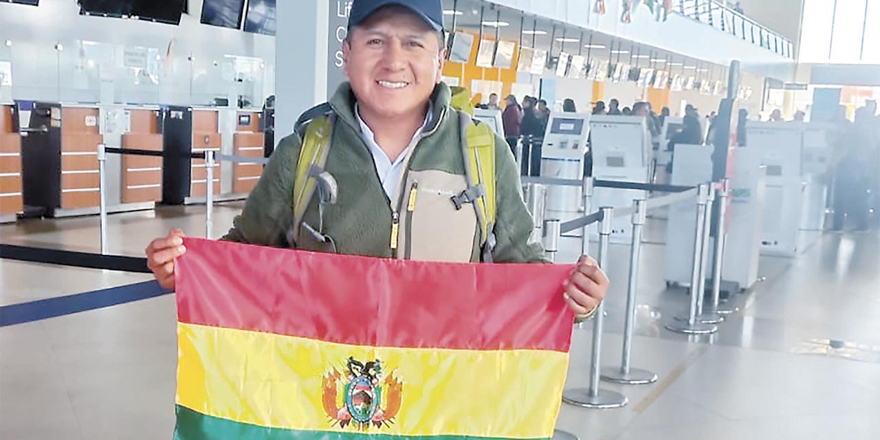 Alpinista Ayaviri está en Nepal para alcanzar la cumbre en el nevado Manaslu
