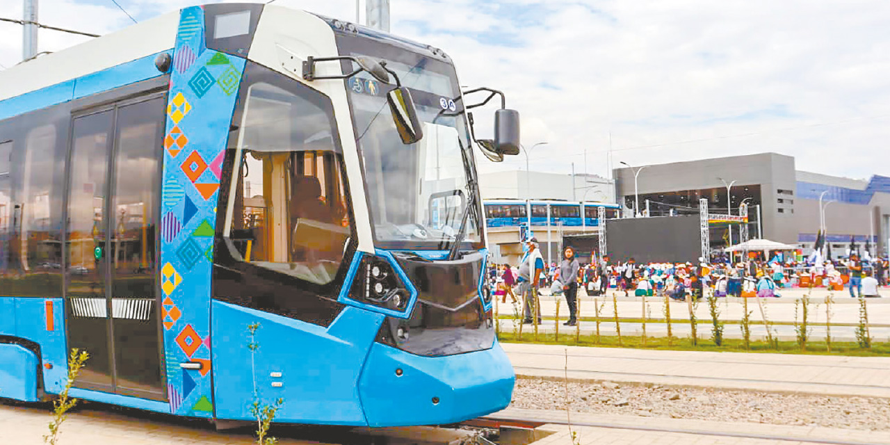 Tren Metropolitano impulsará integración con transporte aéreo, terrestre y comercio