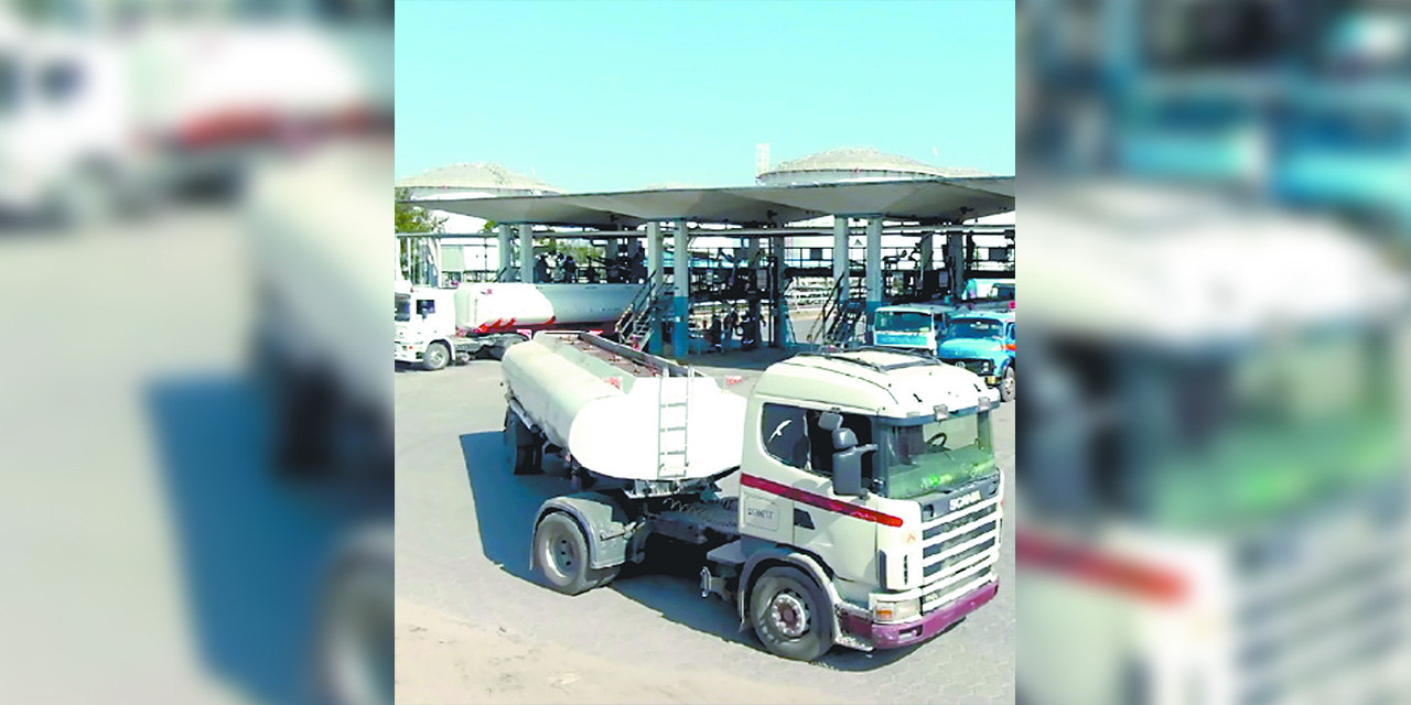 YPFB garantiza la operatividad aérea y el abastecimiento de los combustibles