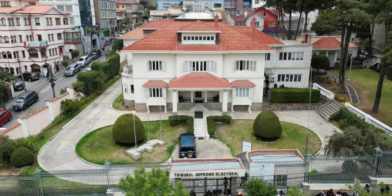 El Tribunal Supremo Electoral (TSE), en la ciudad de La Paz. Foto: Archivo