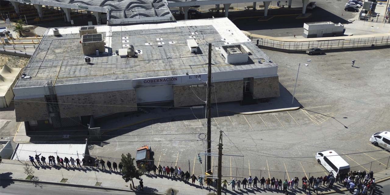 México cierra más de 30 centros de detención de migrantes tras la tragedia en Ciudad Juárez
