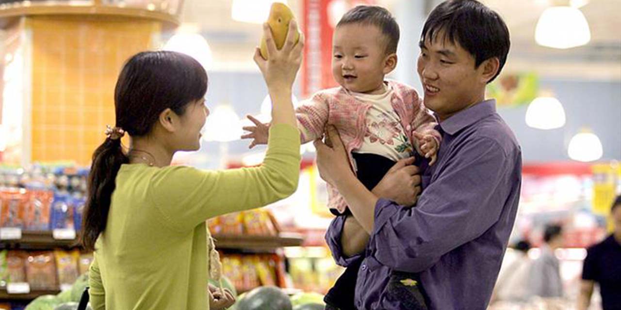 China busca un aumento de los matrimonios y embarazos