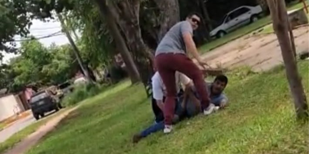 Fragmento del video grabado por los vecinos del barrio Foianini de Santa Cruz . | Foto: RRSS