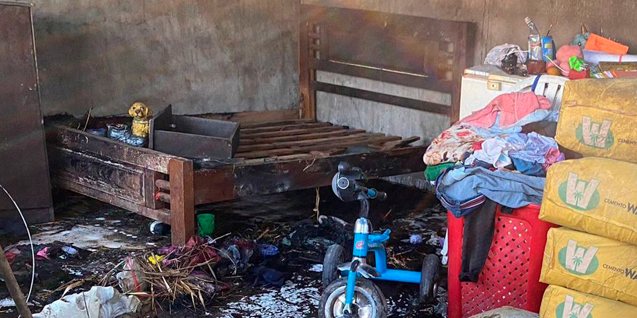 El feminicida roció con gasolina la vivienda de su expareja, con ella y sus dos hijos dentro. Foto: FGE.