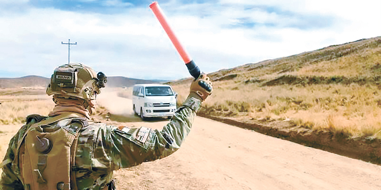 Operativo contra el contrabando en la frontera con Perú. Foto Viceministerio de Lucha Contra el Contrabando.