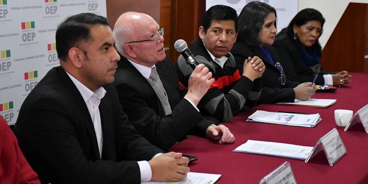 Vocal del TSE anuncia que se reconocerá a Grover García como líder del MAS-IPSP